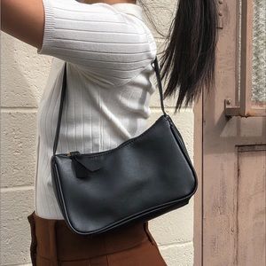 Black shoulder bag